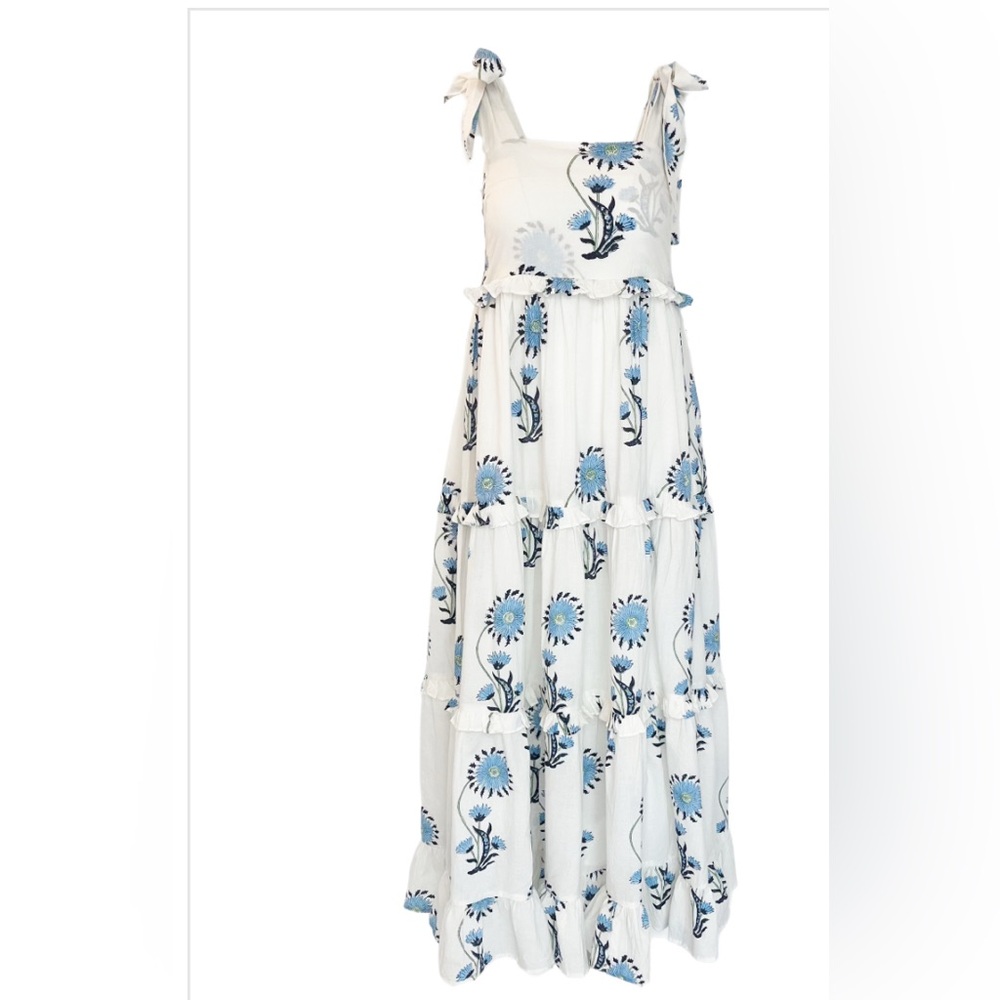 Anna Kate -Floral Maxi Dress in White and Blue
